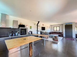  Maison � vendre 9 pi�ces 195 m�