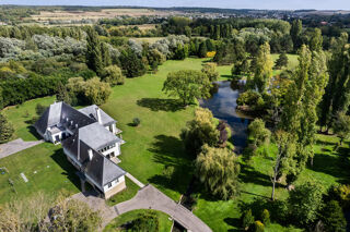  Propri�t�/ch�teau � vendre 13 pi�ces 1032 m�