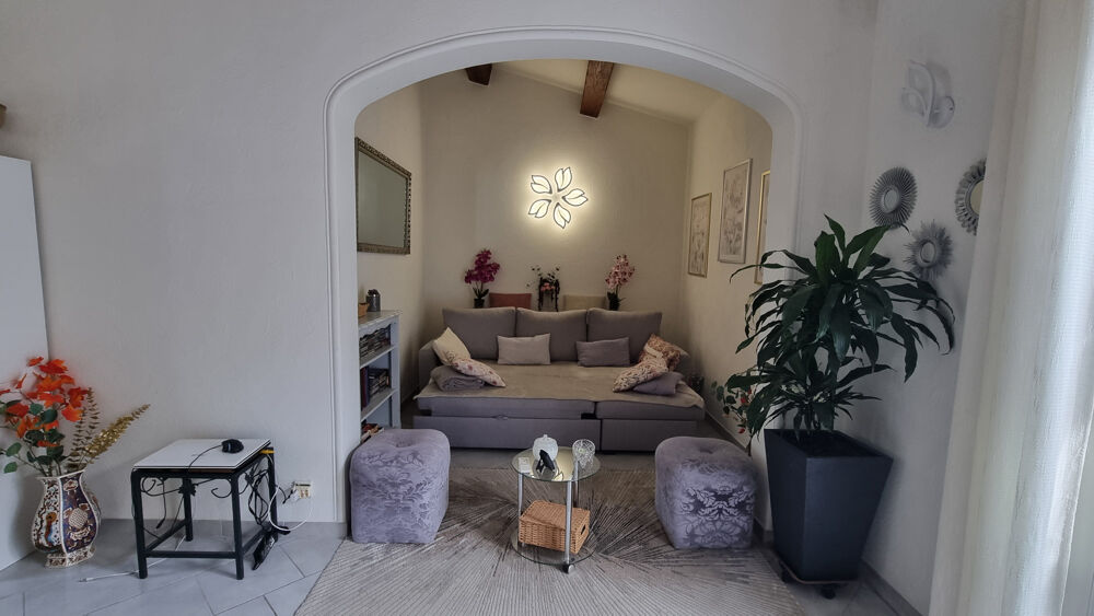 A VENDRE (VAR - 83) - Villa à vendre avec 3 chambres proche du village