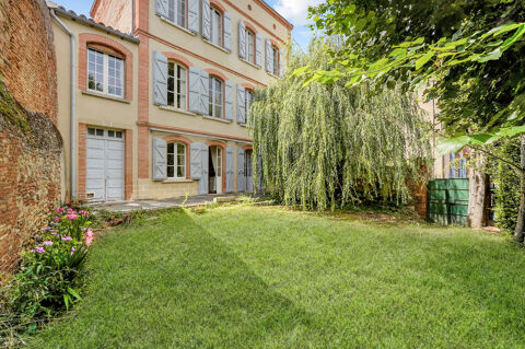   A VENDRE maison de Ma�tre de 345m2 + combles am�nageables Propri�t�/ch�teau - 12 pi�ce(s) - 345 m�