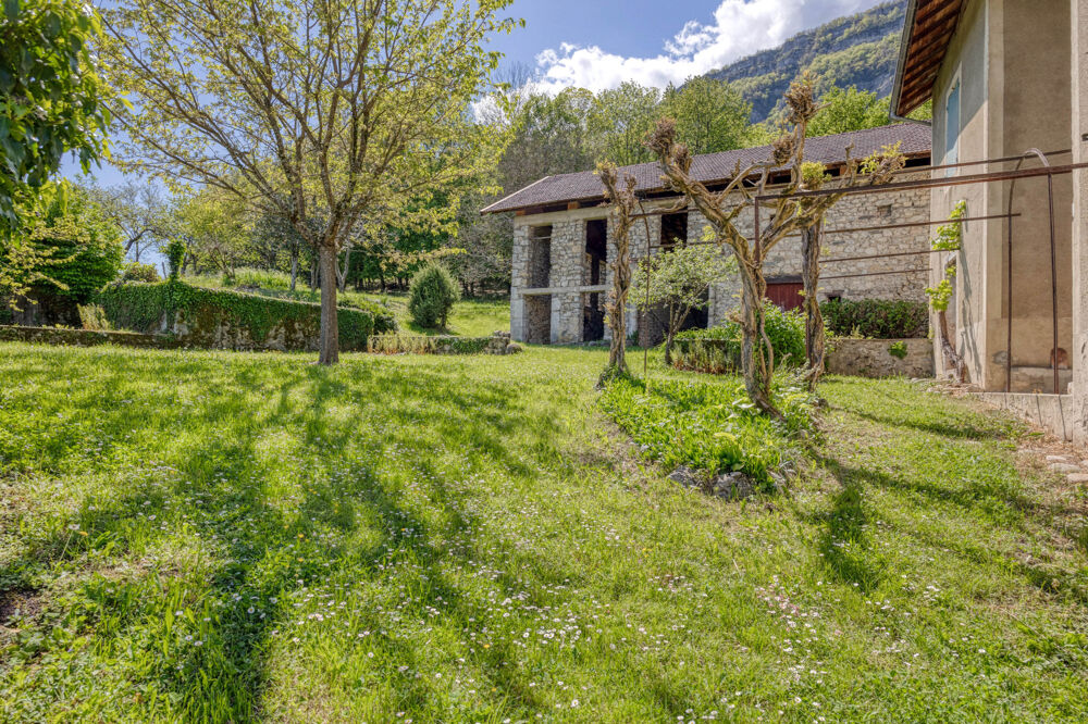 Vente Propriété/Château DPT (38) Isère  Maison de Maitre de 1744 - Barraux