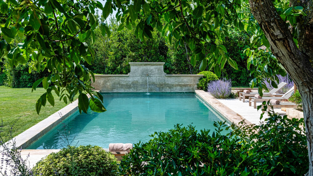   DPT(13) MAS PROVENCAL  AVEC PISCINE EN LOCATION SAISONNIERE Provence-Alpes-Côte d'Azur, Maussane-les-Alpilles (13520)