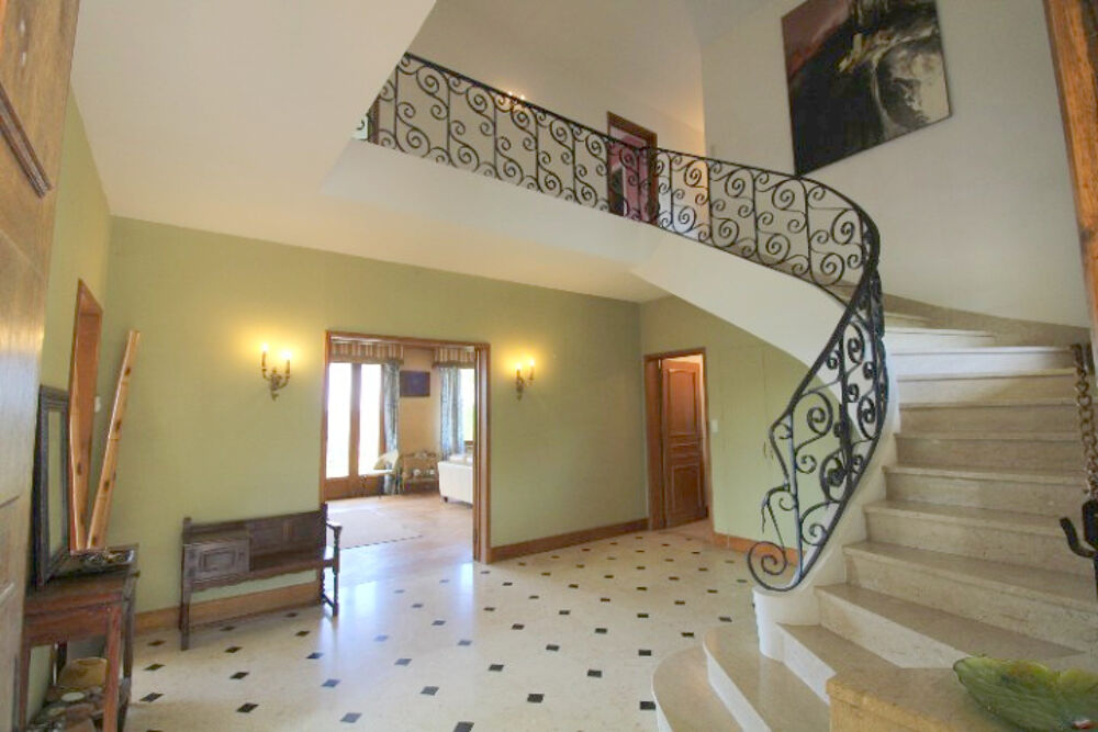Dpt Eure (27) à vendre proche Beaumont le Roger maison 317 m2 sur terrain de 4 400 m2