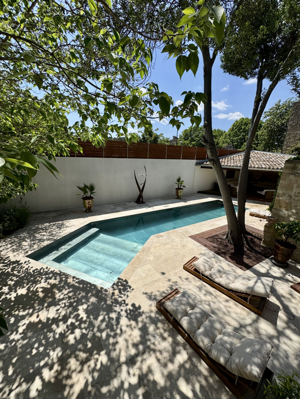 A vendre, Aigues Vives Gard (30) Coup de coeur pour cette Unique et atypique Maison de village Hors du commun