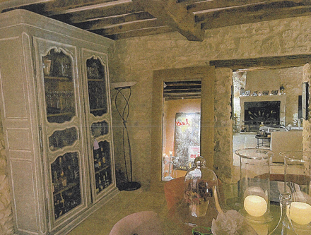 à vendre  Propriété/château Apt (84400)