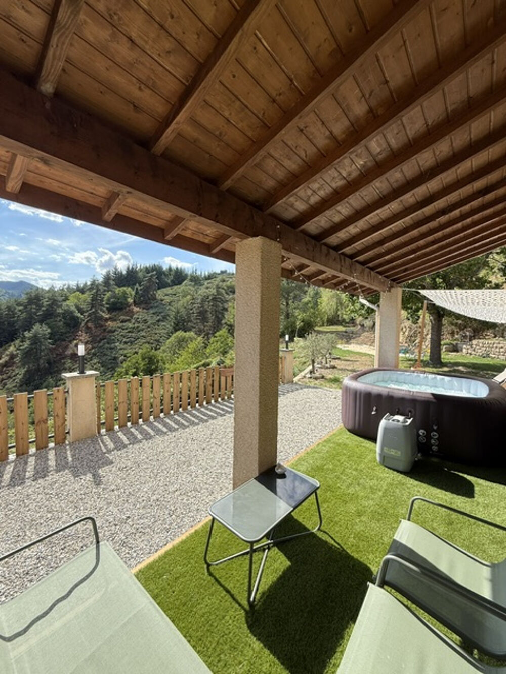 Vente Maison Ardèche (07) A vendre St-Michel-d'Aurance - Superbe Maison individuelle T6 sans travaux (156m2) habitable. St michel d aurance