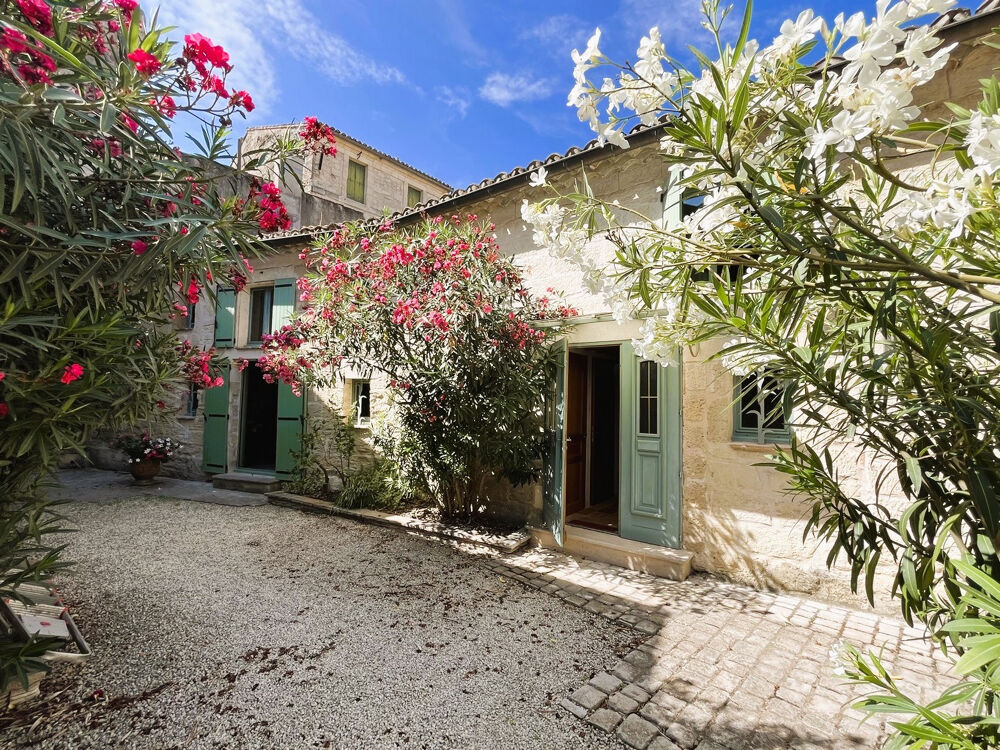 A Vendre GARD (30) - Maison avec cour au coeur d'Uzès