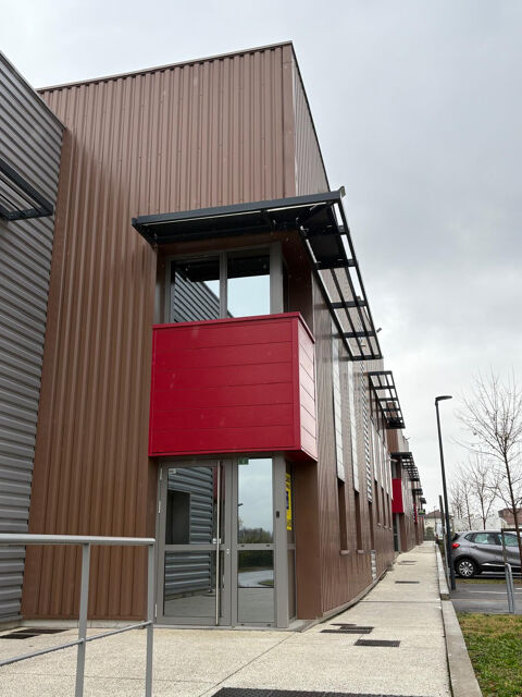 DPT (38) - A LOUER - LOCAL D'ACTIVITE - DOMENE 2730 38420 Domene