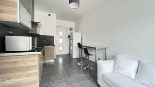  Appartement à louer 2 pièces 27 m²