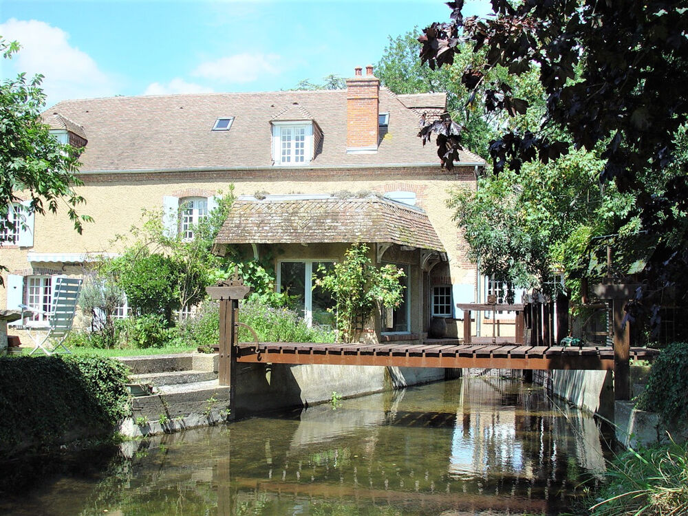 Dpt Eure (27) à vendre Moulin de charme du 17ème siècle sur parc de 3,5 ha en bordure de rivière