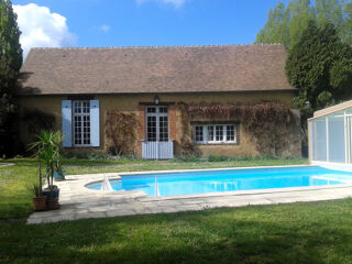  Propriété/château à vendre 12 pièces 355 m²
