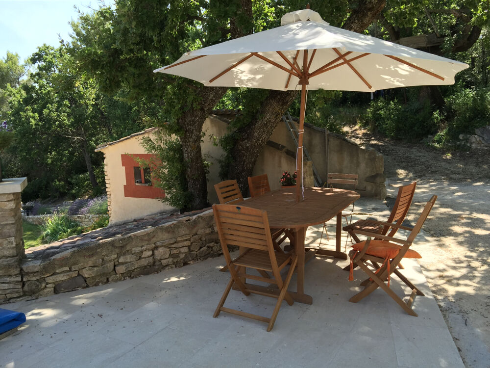à vendre  Propriété/château Murs (84220)