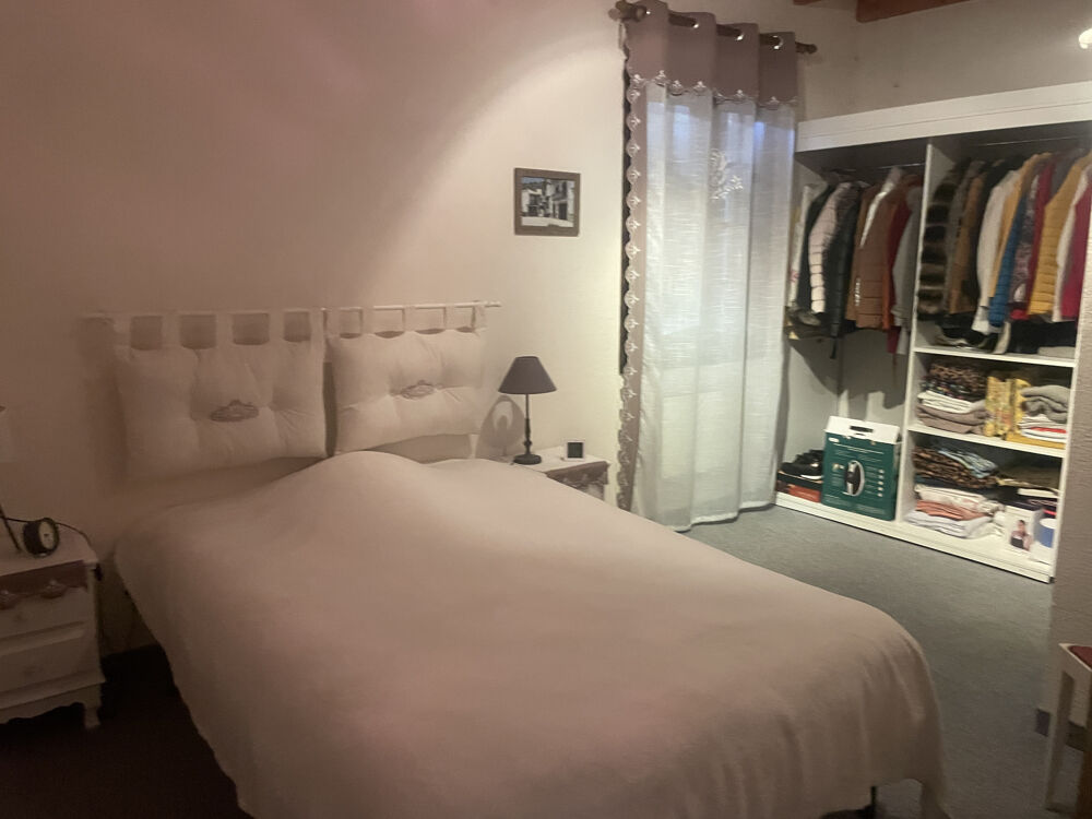 à vendre  Propriété/château Gargas (84400)