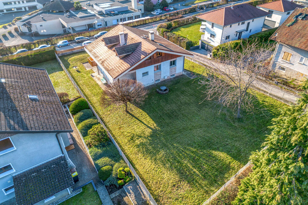 Dpt (74) - Annecy le Vieux- Maison Individuelle 268m2 - Terrain de 1200m2.