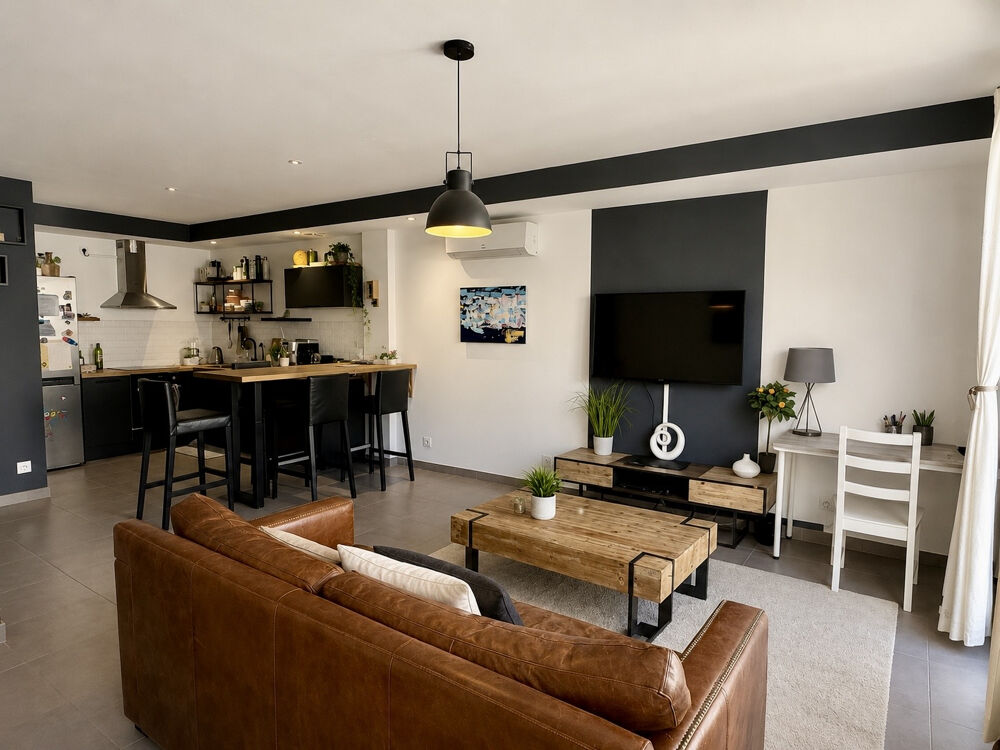 Appartement avec terrasse et garage à Vauvert