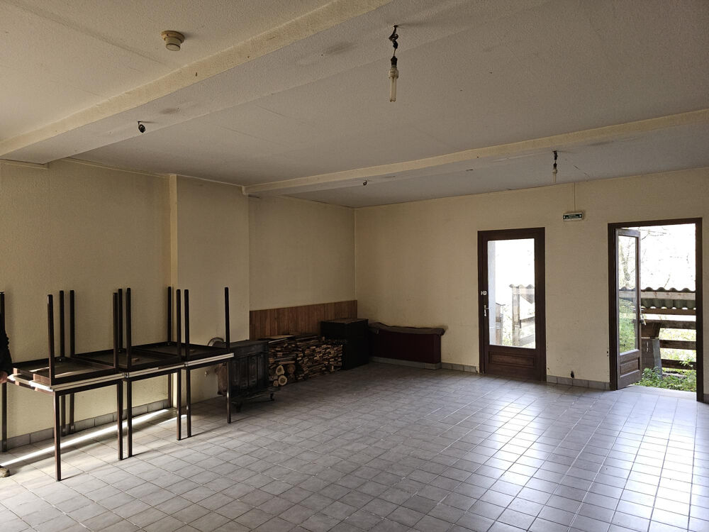 A vendre- Couledoux 31160 (Boutx)- Ancien Monastère de 520 m2 sur belle parcelle