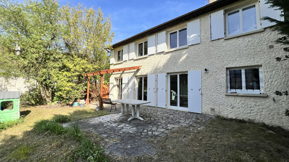 MAISON INDIVIDUELLE SUR SOUS SOL TOTAL