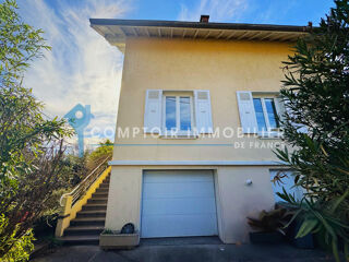  Maison  vendre 6 pices 160 m