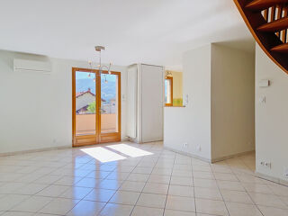  Appartement à vendre 4 pièces 82 m²