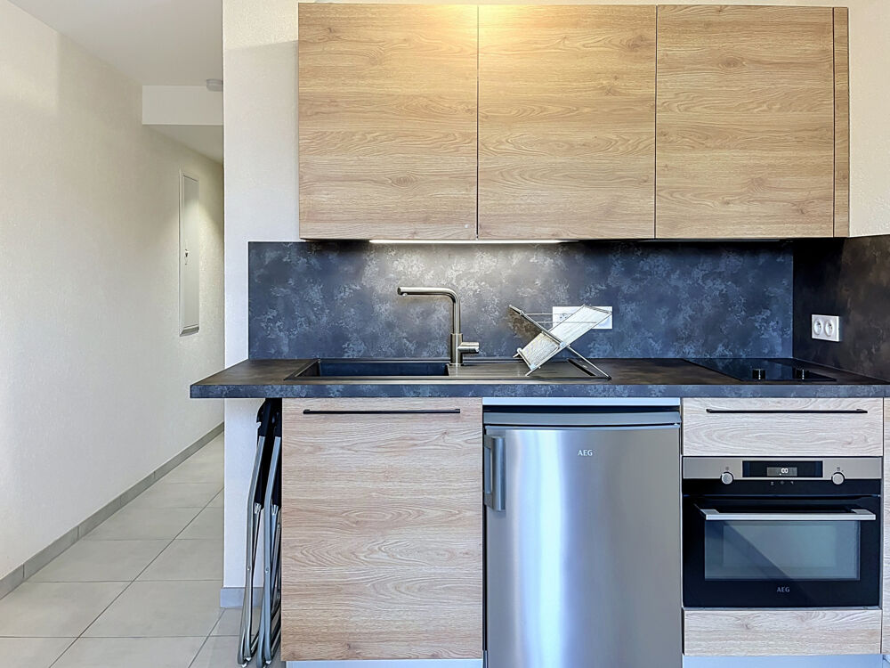 DPT (38) A LOUER - Studio R+1 - 22,08 m2 - quai Perrière - GRENOBLE