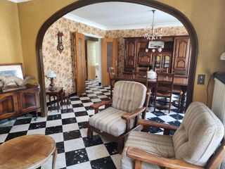  Maison  vendre 6 pices 193 m