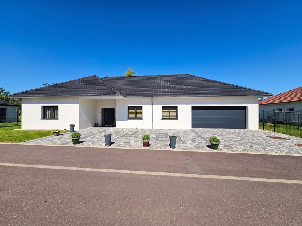 Vente Maison VILLA INDIVIDUELLE  terrasse piscine terrain clos. Guebenhouse