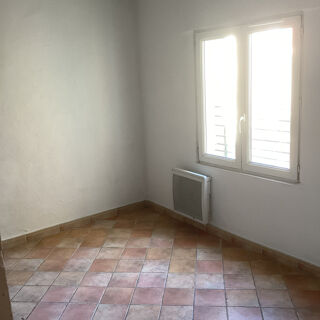  Appartement à louer 3 pièces 68 m²