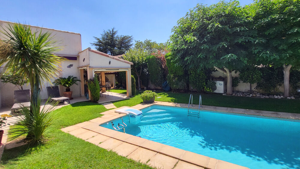 Vente Maison DPT GARD (30), à vendre, NIMES proche, maison de 181m2 habitables, de plain-pied, type 5, piscine, jardin Nimes