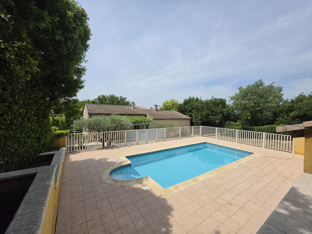 Dépt Hérault (34) -Aniane - À vendre - Villa T4/T5 avec terrasses, piscine, garage, sous-sol, parcelle de 1800