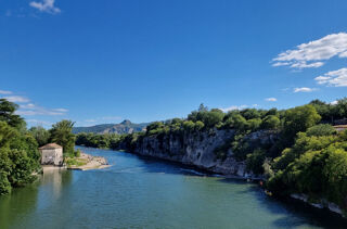  Maison � vendre 3 pi�ces 300 m�