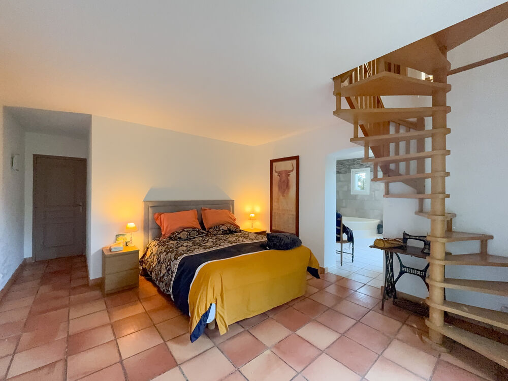  vendre  Maison Saint-Mitre-les-Remparts (13920)