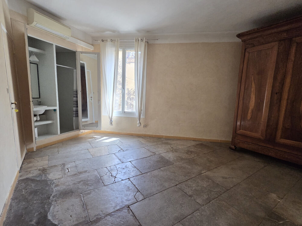 Vente Appartement VAUVERT . Appartement proche centre ville 123 m2 3 chambres. Vauvert