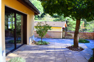  Propriété/château à vendre 9 pièces 155 m²