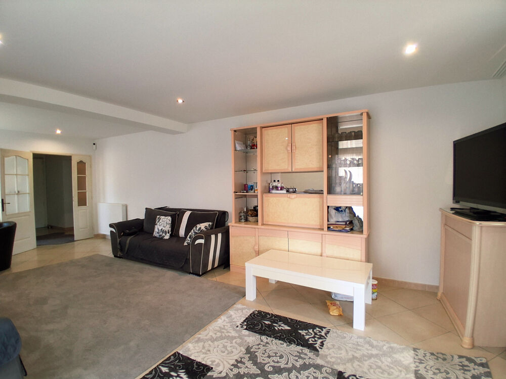 Dept 84 - Bollène - Maison de 132 m2 sur 601 m2 - Détachement de parcelle possible