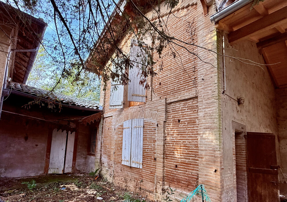 MAISON ANCIENNE DE CARACTERE DE 130 M2 SUR 620 M2 TERRAIN