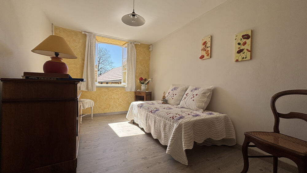 Vente Maison Maison individuelle avec dépendance Montferrat