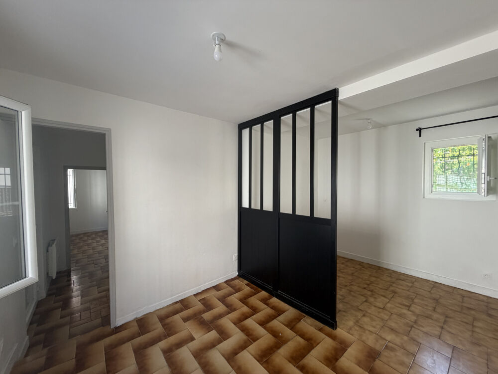 À VENDRE NÎMES FAC VAUBAN STUDIO 28 m2