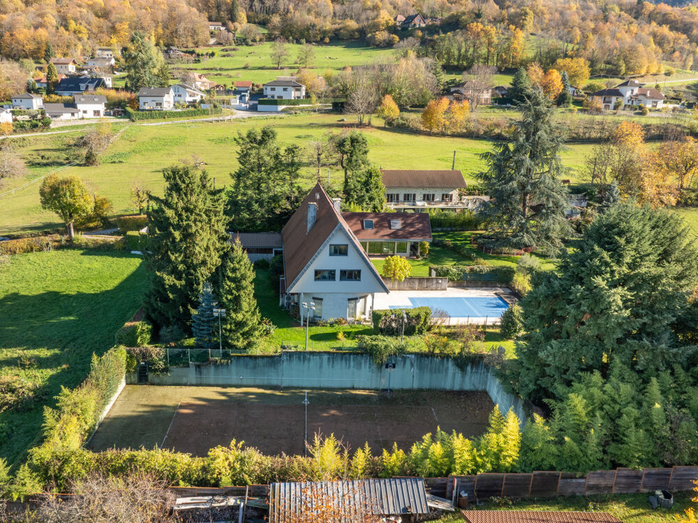 à vendre  Propriété/château Uriage (38410)