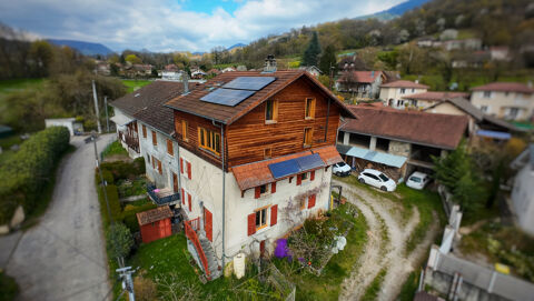   Is�re (38) - A Vendre VAULNAVEYS LE HAUT - Ancienne ferme mitoyenne r�nov�e, 200m2, 4 chambres, espace d�tente Maison - 5 pi�ce(s) - 208 m�