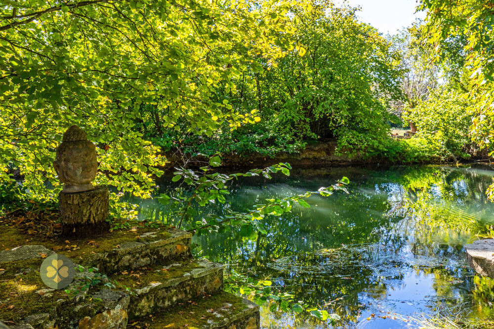 à vendre  Propriété/château Cherisy (28500)