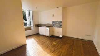  Appartement à louer 2 pièces 31 m²