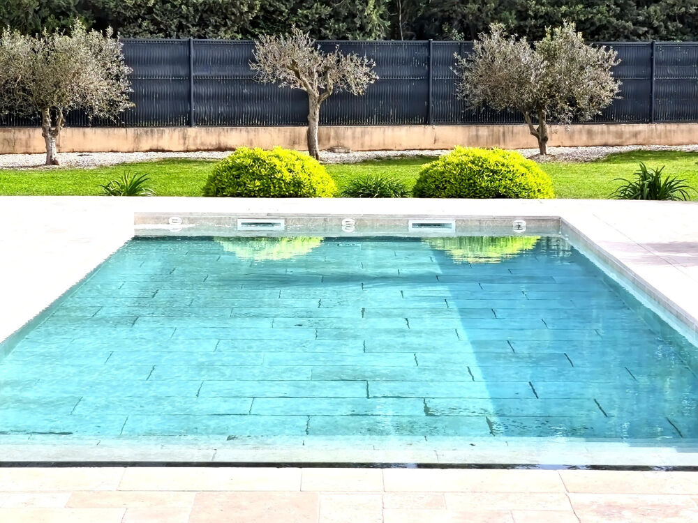  vendre  Proprit/chteau Arles (13200)