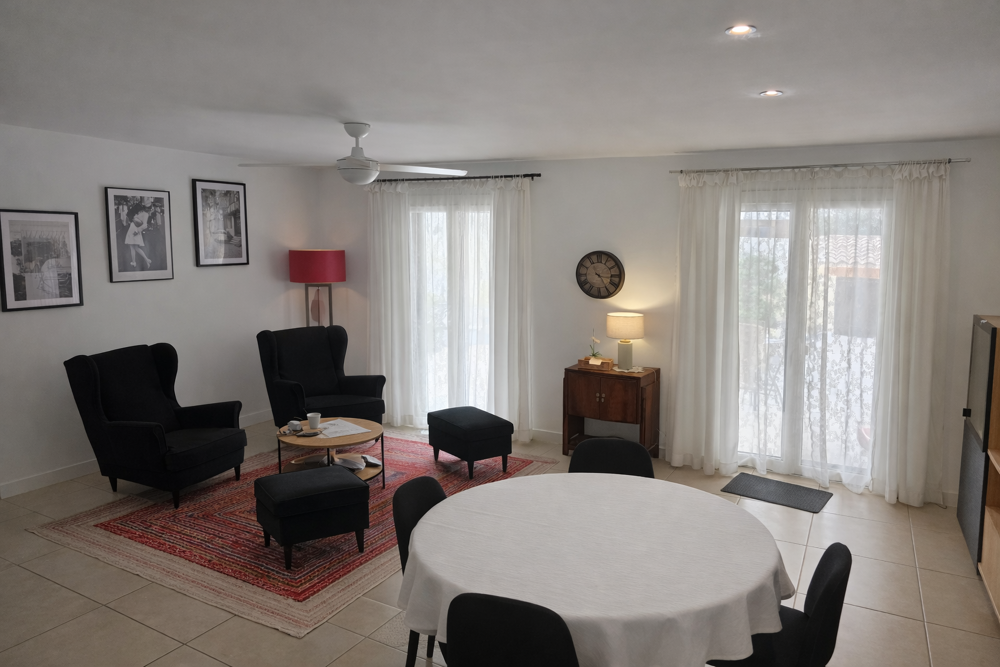 Vente Maison DPT(13) SAINT-MARTIN-DE-CRAU VILLA DE PLAIN-PIED ENTIEREMENT RENOVEE AVEC PISCINE St martin de crau