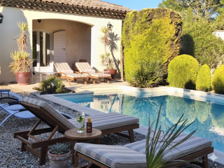  Propri�t�/ch�teau � vendre 13 pi�ces 380 m�