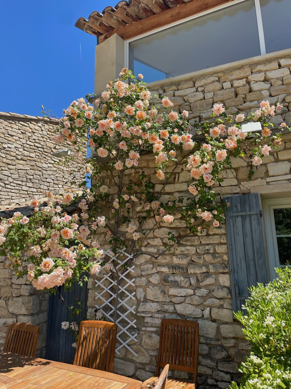 à vendre  Propriété/château Murs (84220)