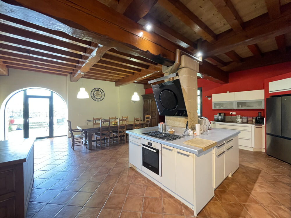 � vendre  Propri�t�/ch�teau Chabeuil (26120)