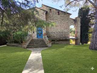  Propriété/château à vendre 6 pièces 210 m²