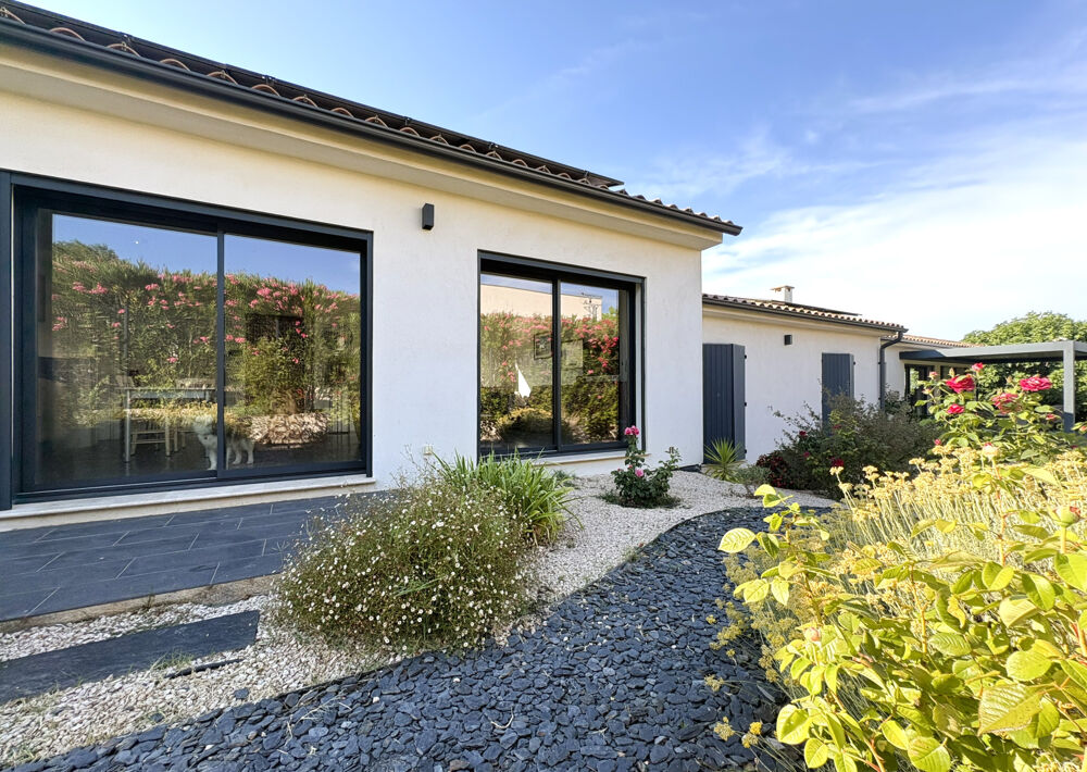 DEPT-30-A VENDRE-MEYNES Bel ensemble immobilier composé de deux villa de plain pied sur 1300m2 de terrain