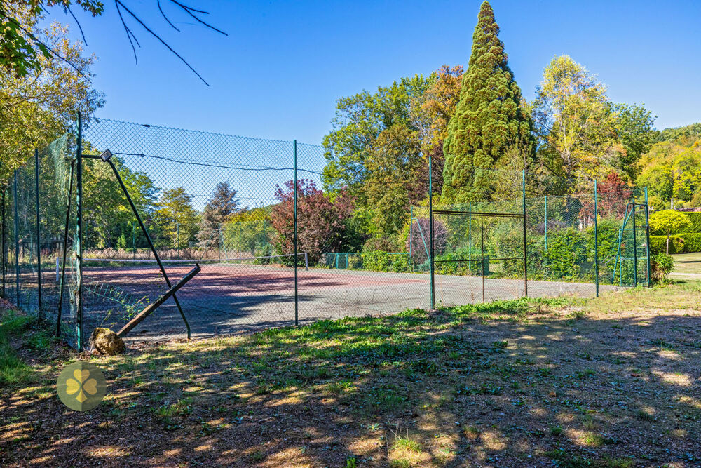à vendre  Propriété/château Cherisy (28500)