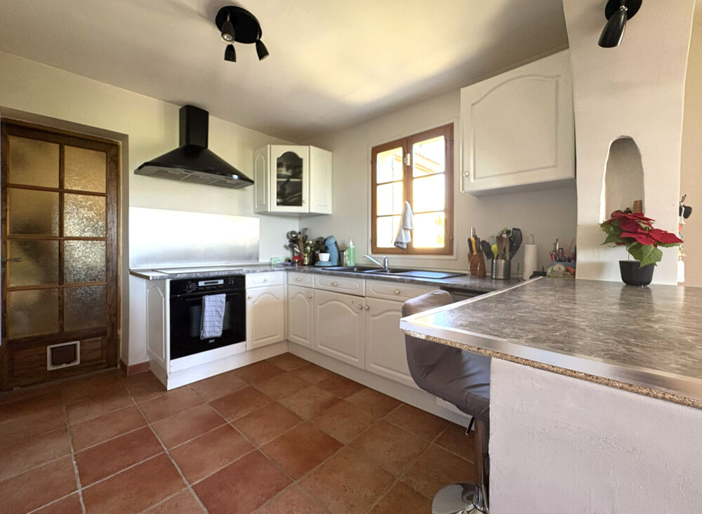 à vendre  Propriété/château Pouzilhac (30210)